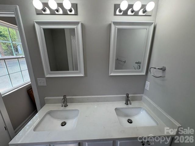 514 GARDNER Street, Shelby, NC 28150