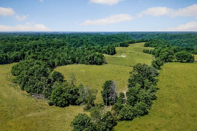 8495 Baxter Rd, Baxter, TN 38544