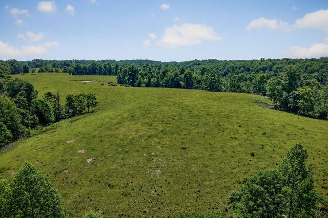 8495 Baxter Rd, Baxter, TN 38544