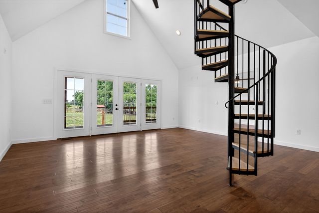 8495 Baxter Rd, Baxter, TN 38544