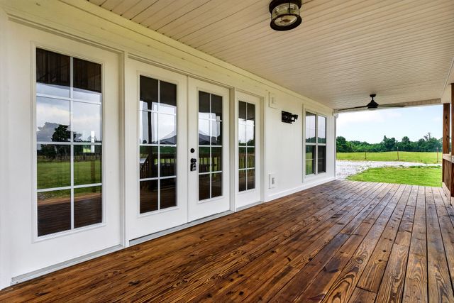8495 Baxter Rd, Baxter, TN 38544