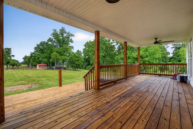 8495 Baxter Rd, Baxter, TN 38544