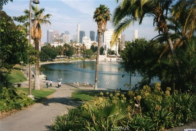 2121 James M Wood Boulevard 221, Los Angeles, CA 90006