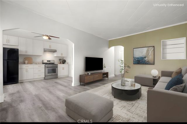 2121 James M Wood Boulevard 221, Los Angeles, CA 90006