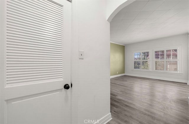 2121 James M Wood Boulevard 221, Los Angeles, CA 90006