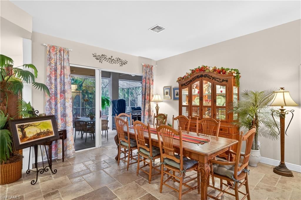 Image 10 of property listing at 3605 SW 5th ST, Cape Coral, FL 33991