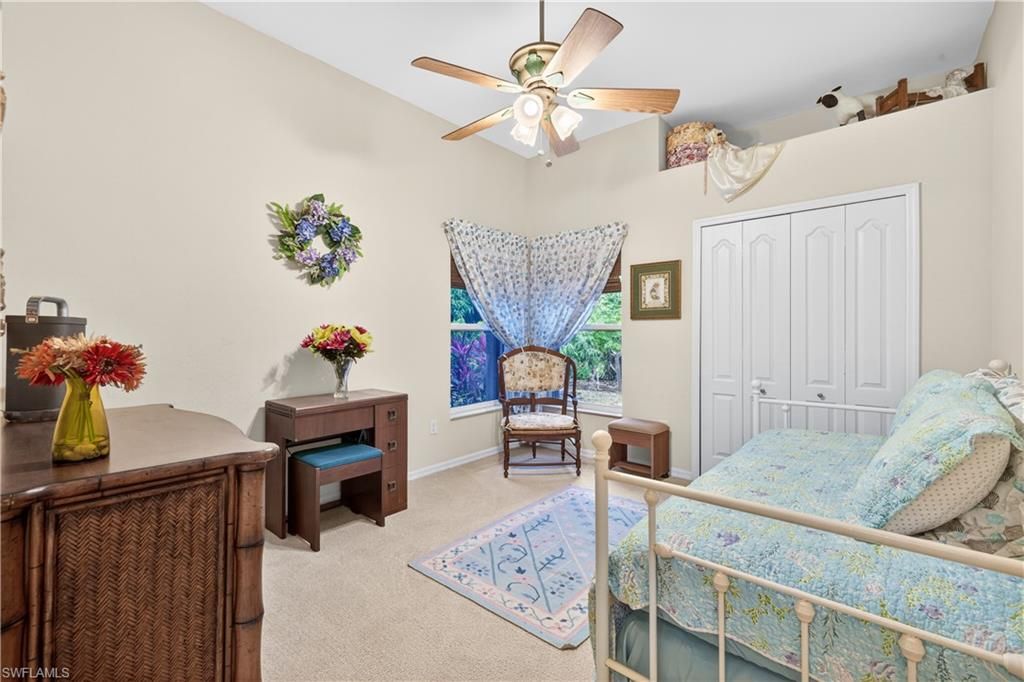 Image 24 of property listing at 3605 SW 5th ST, Cape Coral, FL 33991