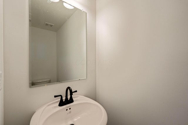 2854 Basil Drive, Delaware, OH 43015