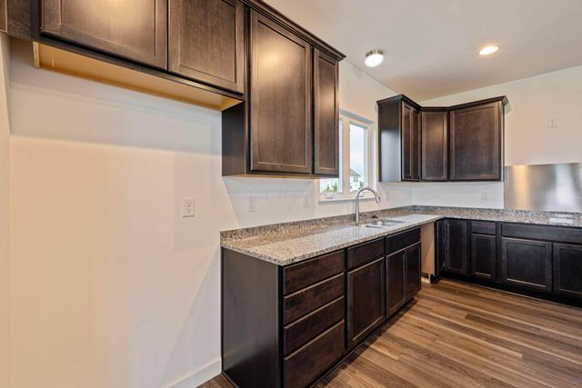 2854 Basil Drive, Delaware, OH 43015