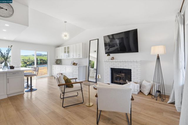 4101 S Royal Links Cir, Antioch, CA 94509