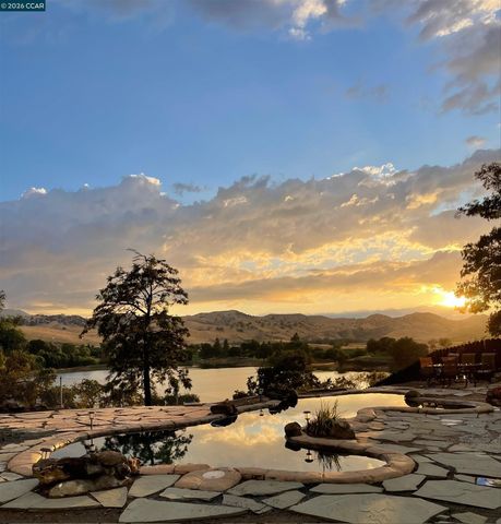 4101 S Royal Links Cir, Antioch, CA 94509