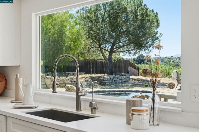 4101 S Royal Links Cir, Antioch, CA 94509