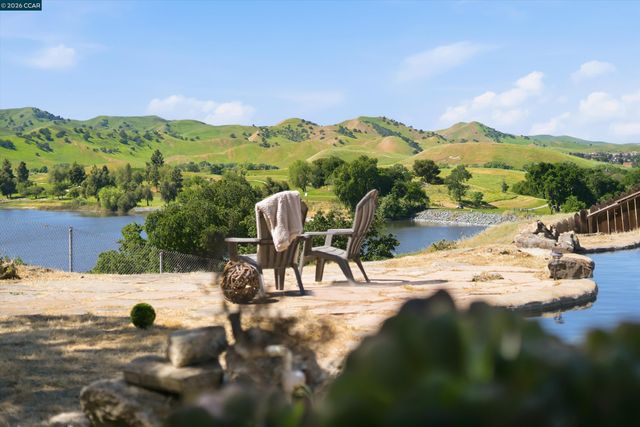 4101 S Royal Links Cir, Antioch, CA 94509