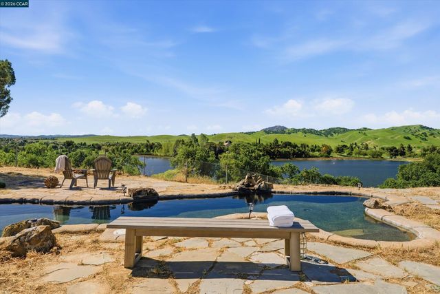 4101 S Royal Links Cir, Antioch, CA 94509