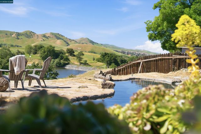 4101 S Royal Links Cir, Antioch, CA 94509