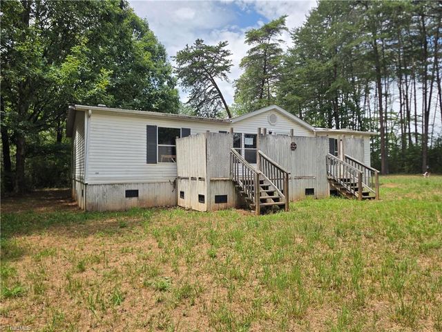 580 Barnes Road, Eden, NC 27288