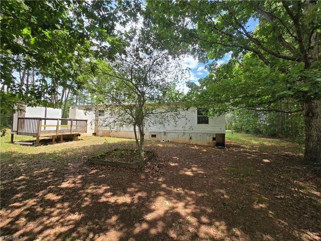 580 Barnes Road, Eden, NC 27288