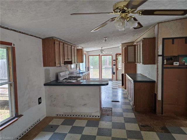 580 Barnes Road, Eden, NC 27288