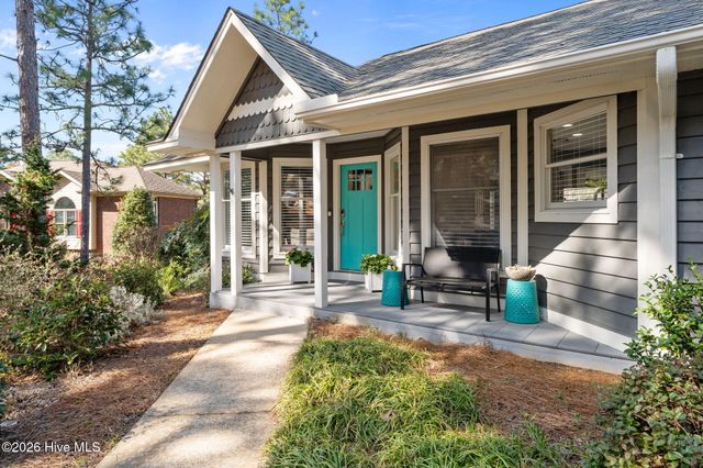 21 La Quinta Loop, Pinehurst, NC 28374