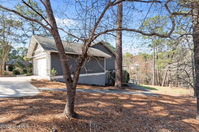 21 La Quinta Loop, Pinehurst, NC 28374