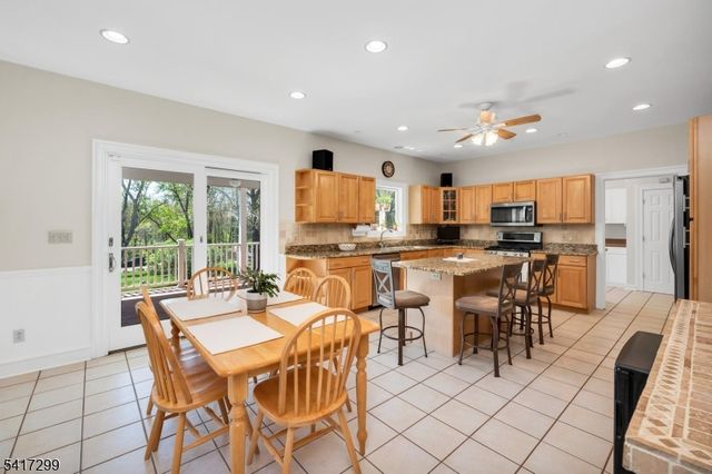 4 Kindred Ct, Bernards Twp., NJ 07920