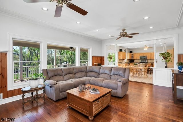 4 Kindred Ct, Bernards Twp., NJ 07920