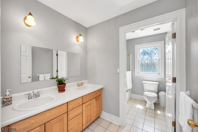 4 Kindred Ct, Bernards Twp., NJ 07920
