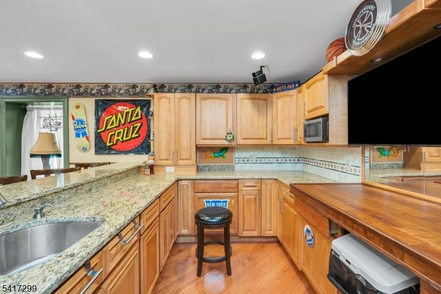 4 Kindred Ct, Bernards Twp., NJ 07920