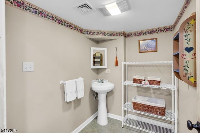 4 Kindred Ct, Bernards Twp., NJ 07920