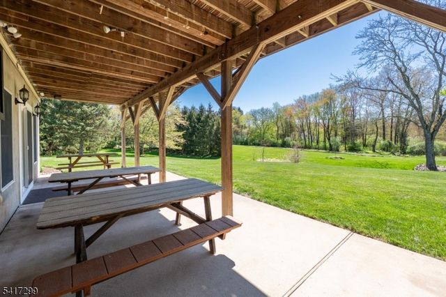 4 Kindred Ct, Bernards Twp., NJ 07920