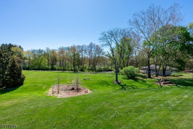 4 Kindred Ct, Bernards Twp., NJ 07920