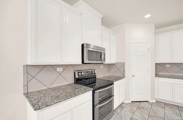 424 LANDMARK FALLS, Cibolo, TX 78108