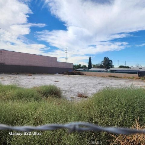 0 King, San Bernardino, CA 92408