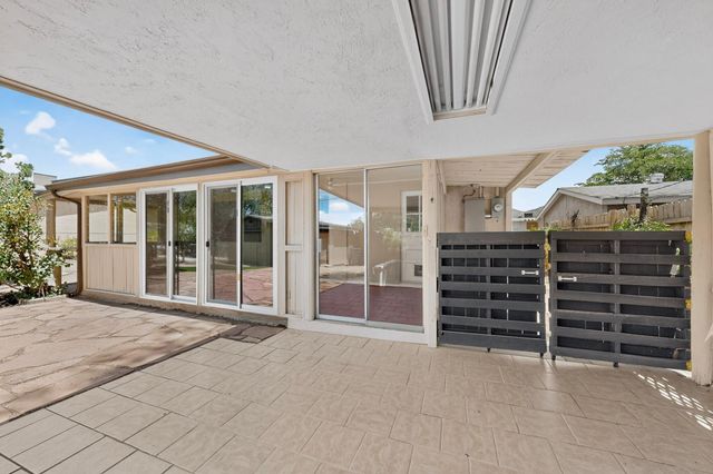1517 Tomasita Street NE, Albuquerque, NM 87112