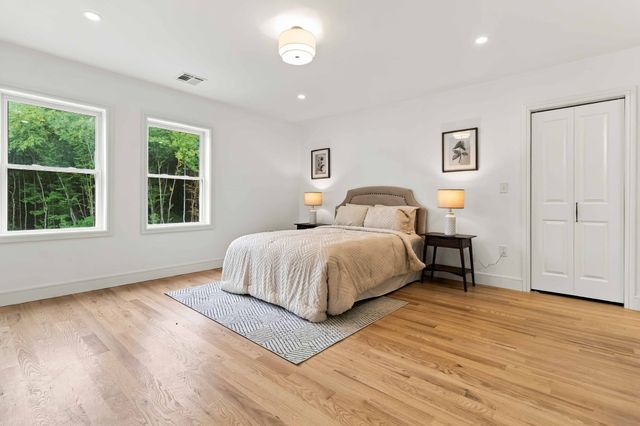 38 Elmwood St 2, Salisbury, MA 01952