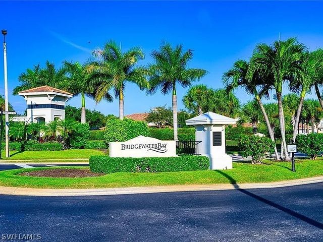 3017 Driftwood WAY 3004, Naples, FL 34109