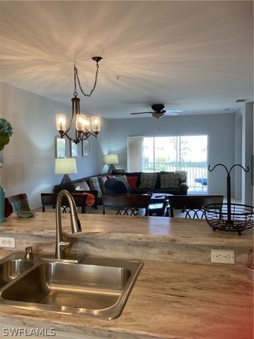 3017 Driftwood WAY 3004, Naples, FL 34109