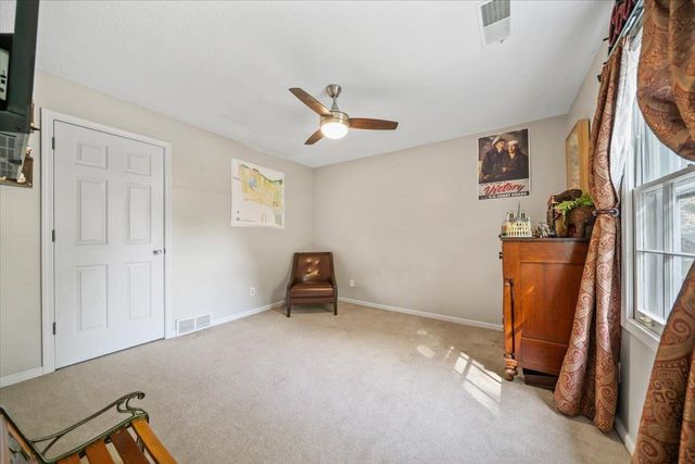 1217 SADDLE RIDGE DR, Germantown, TN 38138