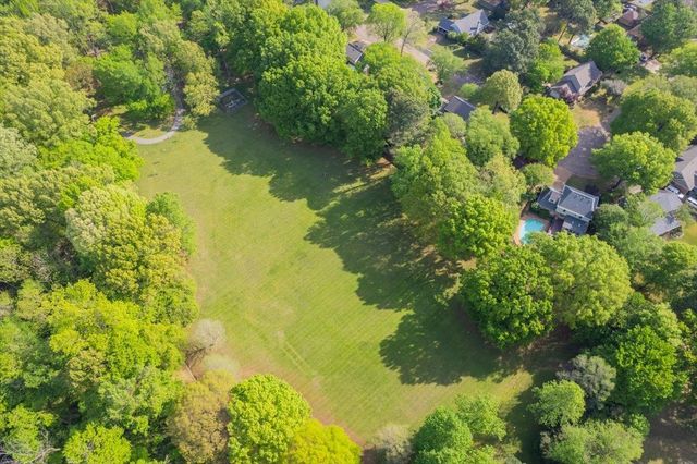 1217 SADDLE RIDGE DR, Germantown, TN 38138