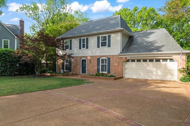 1217 SADDLE RIDGE DR, Germantown, TN 38138