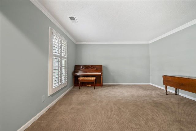 1217 SADDLE RIDGE DR, Germantown, TN 38138