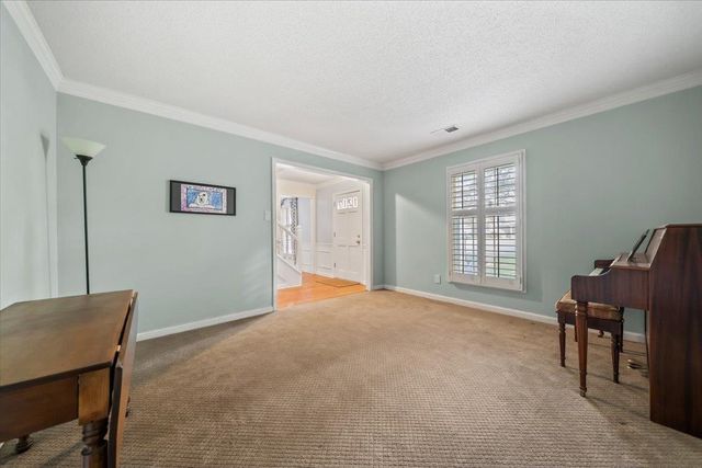 1217 SADDLE RIDGE DR, Germantown, TN 38138