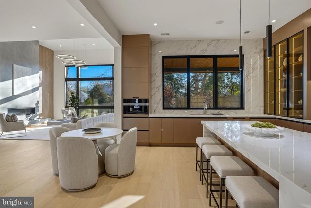 7103 WESTBURY RD, Mclean, VA 22101