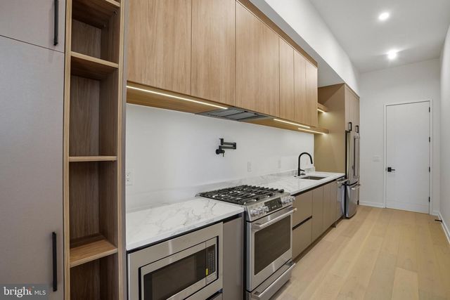 7103 WESTBURY RD, Mclean, VA 22101