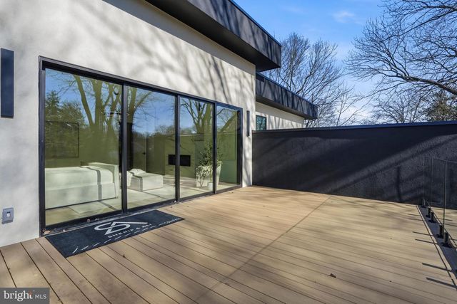 7103 WESTBURY RD, Mclean, VA 22101