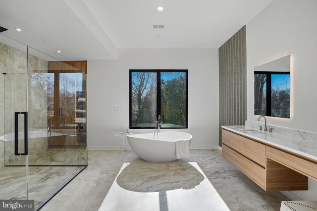 7103 WESTBURY RD, Mclean, VA 22101