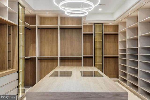 7103 WESTBURY RD, Mclean, VA 22101