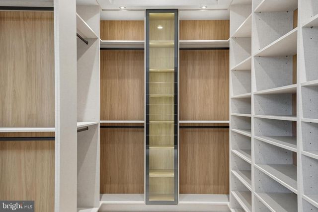 7103 WESTBURY RD, Mclean, VA 22101