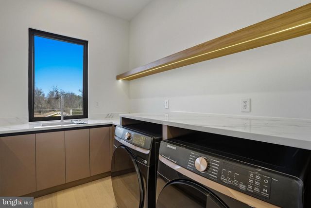 7103 WESTBURY RD, Mclean, VA 22101