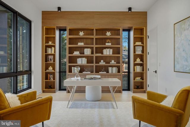 7103 WESTBURY RD, Mclean, VA 22101